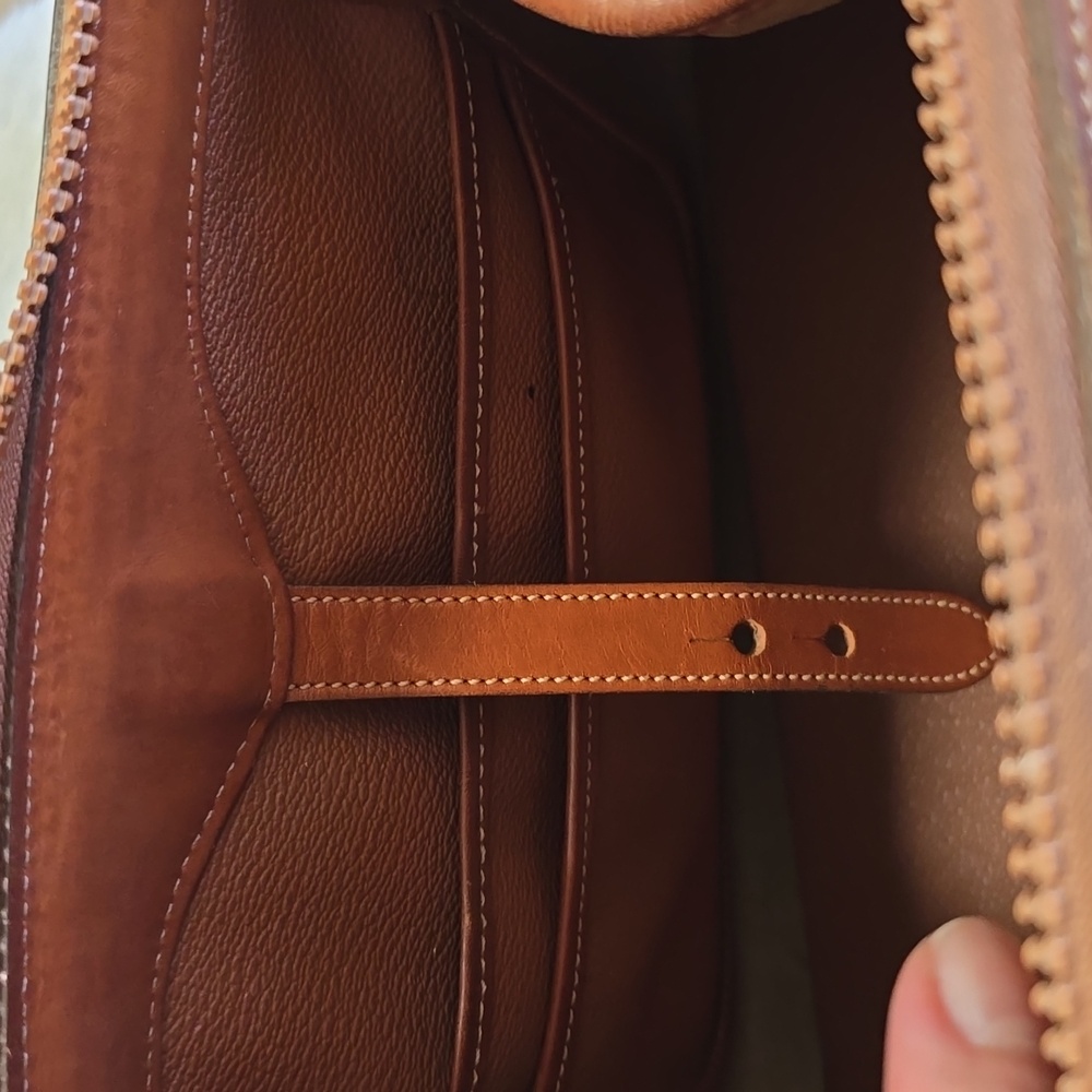 Dooney & Bourke Handbag - Picture 8 of 9